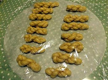 可爱麻花怎么做，可爱麻花怎么做好吃，可爱麻花做法