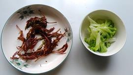 香椿手抓饼怎么做，香椿手抓饼怎么做好吃，香椿手抓饼做法