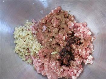 翡翠羊肉烧麦怎么做，翡翠羊肉烧麦怎么做好吃，翡翠羊肉烧麦做法