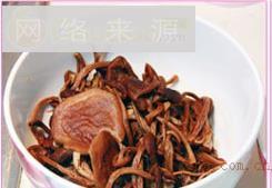提高免疫力-菌菇公鸡煲怎么做，提高免疫力-菌菇公鸡煲怎么做好吃，提高免疫力-菌菇公鸡煲做法