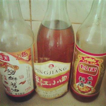 酸辣鸡杂怎么做，酸辣鸡杂怎么做好吃，酸辣鸡杂做法