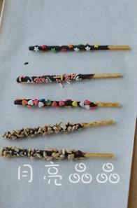 五彩饼干棒怎么做，五彩饼干棒怎么做好吃，五彩饼干棒做法