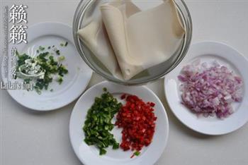 牙签豆皮卷怎么做，牙签豆皮卷怎么做好吃，牙签豆皮卷做法