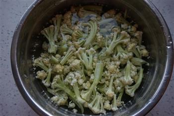 干煸有机菜花怎么做，干煸有机菜花怎么做好吃，干煸有机菜花做法