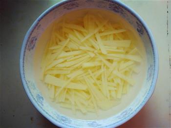 酸溜土豆丝儿怎么做，酸溜土豆丝儿怎么做好吃，酸溜土豆丝儿做法