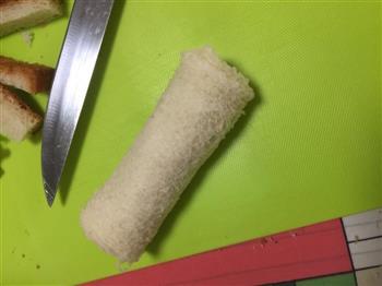 虾仁吐司卷怎么做，虾仁吐司卷怎么做好吃，虾仁吐司卷做法