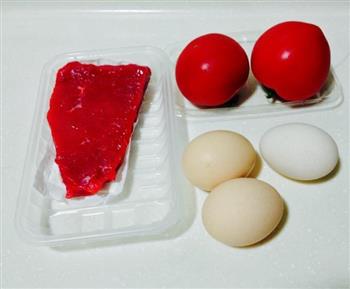 西红柿鸡蛋牛肉堡怎么做，西红柿鸡蛋牛肉堡怎么做好吃，西红柿鸡蛋牛肉堡做法
