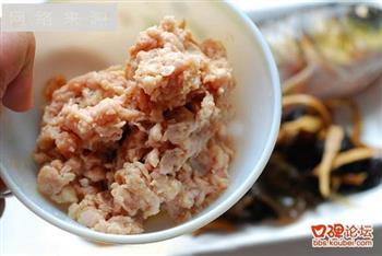 红烧小鲤鱼怎么做，红烧小鲤鱼怎么做好吃，红烧小鲤鱼做法