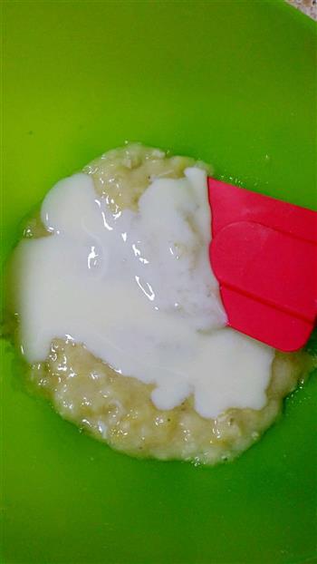 香蕉芝心芝麻饼怎么做，香蕉芝心芝麻饼怎么做好吃，香蕉芝心芝麻饼做法