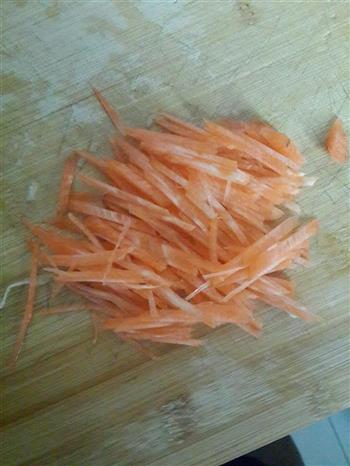 黄金土豆胡萝卜饼怎么做，黄金土豆胡萝卜饼怎么做好吃，黄金土豆胡萝卜饼做法