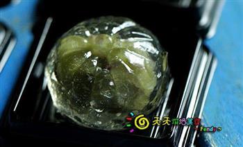 鲜果流心水晶月饼怎么做，鲜果流心水晶月饼怎么做好吃，鲜果流心水晶月饼做法