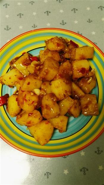 葱香辣味煎土豆怎么做，葱香辣味煎土豆怎么做好吃，葱香辣味煎土豆做法