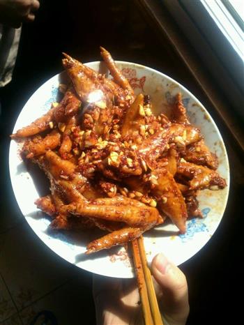 凉拌卤鸡脚怎么做，凉拌卤鸡脚怎么做好吃，凉拌卤鸡脚做法