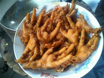 凉拌卤鸡脚怎么做，凉拌卤鸡脚怎么做好吃，凉拌卤鸡脚做法