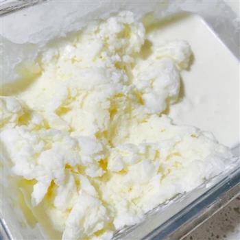 白雪芒果黑糯米甜甜怎么做，白雪芒果黑糯米甜甜怎么做好吃，白雪芒果黑糯米甜甜做法