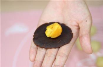 美味蛋黄酥-喜过中秋怎么做，美味蛋黄酥-喜过中秋怎么做好吃，美味蛋黄酥-喜过中秋做法