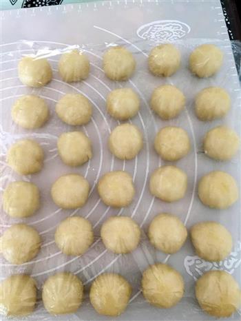 美味蛋黄酥-喜过中秋怎么做，美味蛋黄酥-喜过中秋怎么做好吃，美味蛋黄酥-喜过中秋做法