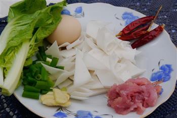 腾冲饵丝-抄饵块大救驾怎么做，腾冲饵丝-抄饵块大救驾怎么做好吃，腾冲饵丝-抄饵块大救驾做法