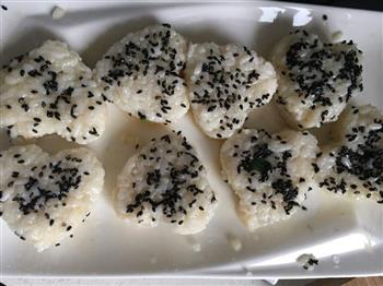 剩饭也能高大上－脆香炸米饼怎么做，剩饭也能高大上－脆香炸米饼怎么做好吃，剩饭也能高大上－脆香炸米饼做法