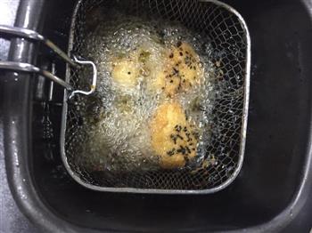 剩饭也能高大上－脆香炸米饼怎么做，剩饭也能高大上－脆香炸米饼怎么做好吃，剩饭也能高大上－脆香炸米饼做法