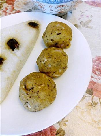 烤豆渣丸子怎么做，烤豆渣丸子怎么做好吃，烤豆渣丸子做法
