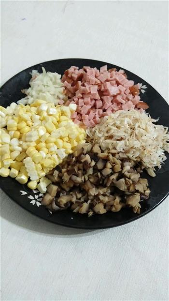 四宝春卷怎么做，四宝春卷怎么做好吃，四宝春卷做法