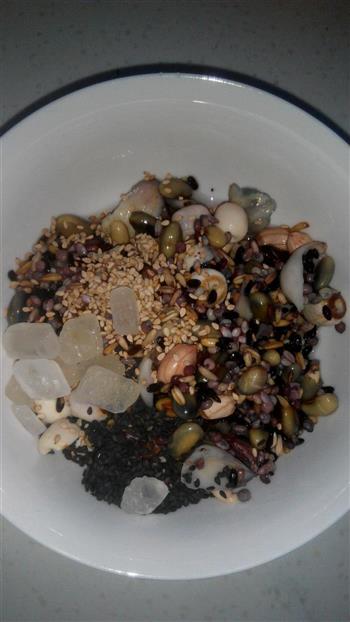 鸡蛋杂粮煎饼、十谷浆怎么做，鸡蛋杂粮煎饼、十谷浆怎么做好吃，鸡蛋杂粮煎饼、十谷浆做法