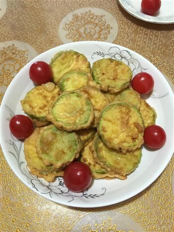 西葫芦饼怎么做，西葫芦饼怎么做好吃，西葫芦饼做法