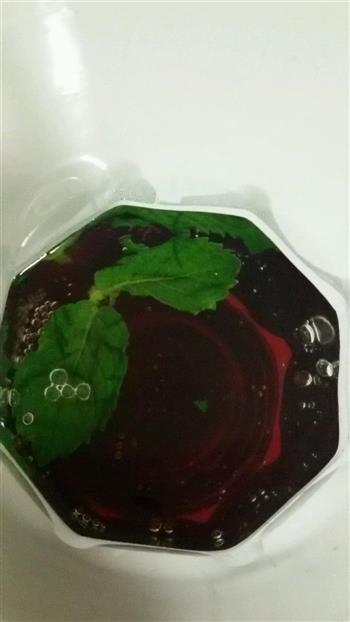 红酒双色果冻怎么做，红酒双色果冻怎么做好吃，红酒双色果冻做法