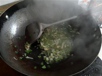私房瘦身香菜煎凉粉怎么做，私房瘦身香菜煎凉粉怎么做好吃，私房瘦身香菜煎凉粉做法