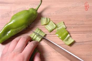 青椒大葱烤鸡胗怎么做，青椒大葱烤鸡胗怎么做好吃，青椒大葱烤鸡胗做法