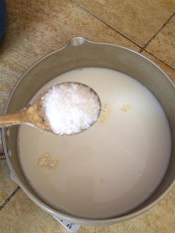 超简单杏仁豆腐怎么做，超简单杏仁豆腐怎么做好吃，超简单杏仁豆腐做法