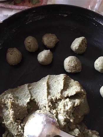 不会发胖的绿豆糕，不用去皮怎么做，不会发胖的绿豆糕，不用去皮怎么做好吃，不会发胖的绿豆糕，不用去皮做法