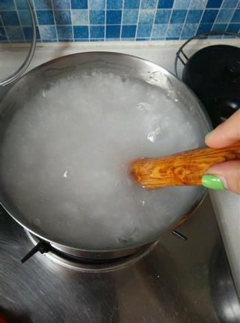 自制绿豆凉粉怎么做，自制绿豆凉粉怎么做好吃，自制绿豆凉粉做法