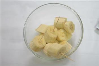巧克力香蕉椰蓉球怎么做，巧克力香蕉椰蓉球怎么做好吃，巧克力香蕉椰蓉球做法