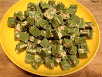 各口味牛轧糖怎么做，各口味牛轧糖怎么做好吃，各口味牛轧糖做法
