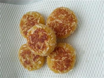 金黄红薯小饼怎么做，金黄红薯小饼怎么做好吃，金黄红薯小饼做法