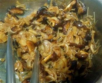 瑶柱香菇冬瓜糯米鸡怎么做，瑶柱香菇冬瓜糯米鸡怎么做好吃，瑶柱香菇冬瓜糯米鸡做法