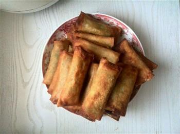 韭菜猪肉馅春卷怎么做，韭菜猪肉馅春卷怎么做好吃，韭菜猪肉馅春卷做法