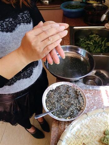 艾草团子 没有加什么青粉噢怎么做，艾草团子 没有加什么青粉噢怎么做好吃，艾草团子 没有加什么青粉噢做法