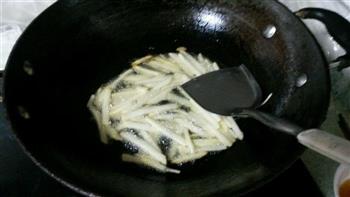 香喷喷的炸薯条怎么做，香喷喷的炸薯条怎么做好吃，香喷喷的炸薯条做法