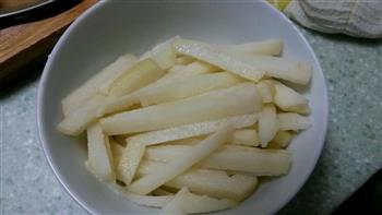 香喷喷的炸薯条怎么做，香喷喷的炸薯条怎么做好吃，香喷喷的炸薯条做法
