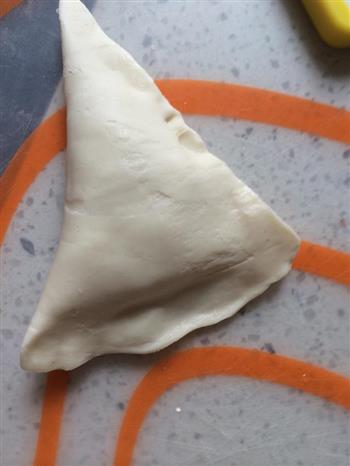 酥脆水果派  手抓饼版怎么做，酥脆水果派  手抓饼版怎么做好吃，酥脆水果派  手抓饼版做法
