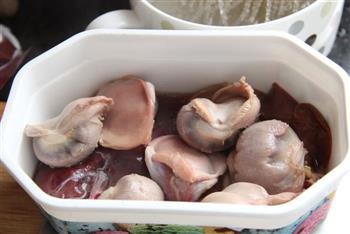 一碗回味久久的鸭血粉丝汤怎么做，一碗回味久久的鸭血粉丝汤怎么做好吃，一碗回味久久的鸭血粉丝汤做法