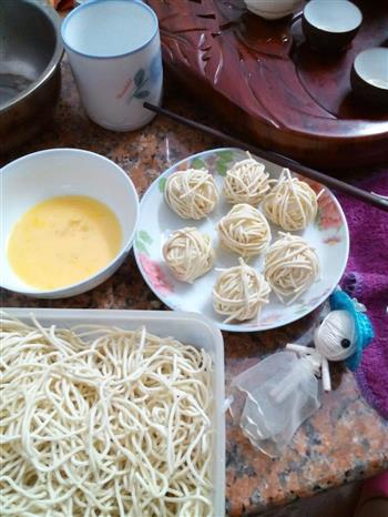 黄金毛线球鸟蛋小吃零食怎么做，黄金毛线球鸟蛋小吃零食怎么做好吃，黄金毛线球鸟蛋小吃零食做法