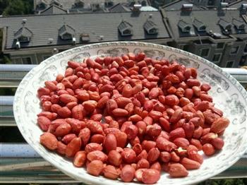 微波炉版简易油炸花生米怎么做，微波炉版简易油炸花生米怎么做好吃，微波炉版简易油炸花生米做法