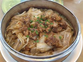 蒜香排骨蒸陈村粉怎么做，蒜香排骨蒸陈村粉怎么做好吃，蒜香排骨蒸陈村粉做法