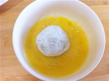 金枪鱼夹心土豆黄金球怎么做，金枪鱼夹心土豆黄金球怎么做好吃，金枪鱼夹心土豆黄金球做法