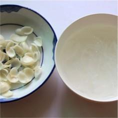 桂花百合炖燕窝怎么做，桂花百合炖燕窝怎么做好吃，桂花百合炖燕窝做法