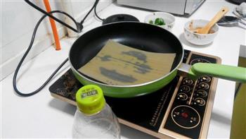 自制街边美味小吃-烤冷面怎么做，自制街边美味小吃-烤冷面怎么做好吃，自制街边美味小吃-烤冷面做法